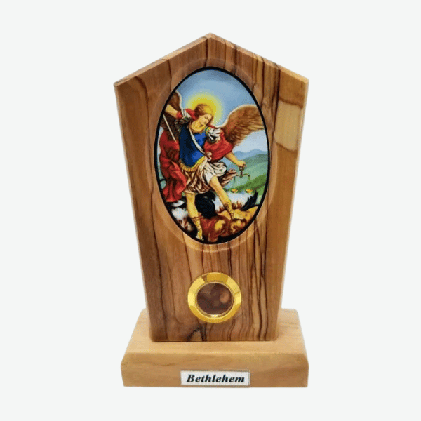 Statues, Plaques & Stands