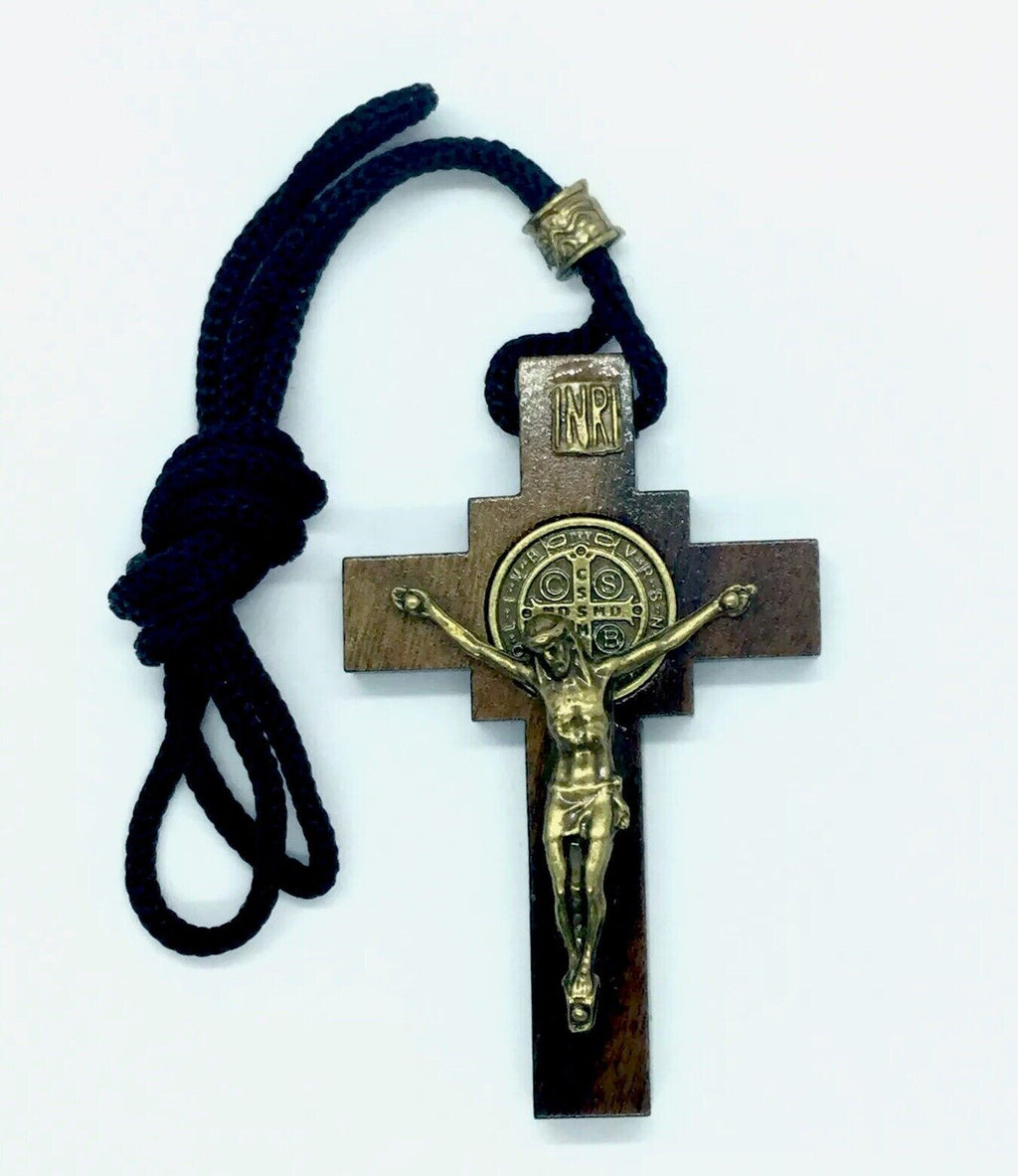 St. Saint Benedict Medal Wooden  Crucifix cross Necklace Cruz medalla San Benito