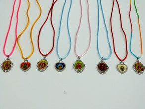 Pack of Cartoon Virgin Medal w color cord/Medalla de la Virgencita Plis c cordon