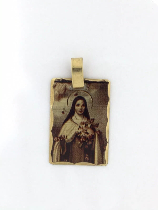 St Theresa Pendant 14k Gold Plated Medal with 20 Inch Chain, Santa Teresa Flow