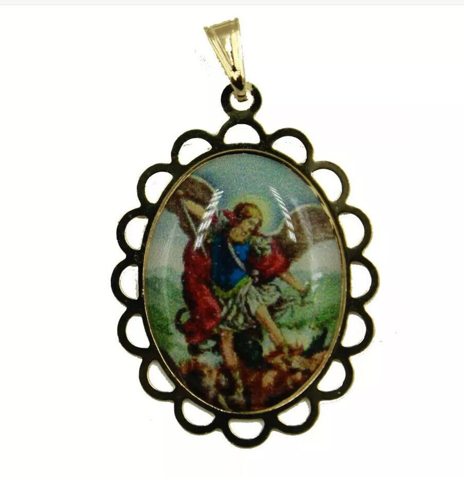 St.Michael Archangel Medal San Miguel Arcangel with 20 inch Chain Gold Plated 