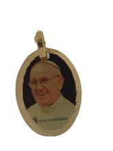 14k gold Plated Religious Catholic Oval Medal Pope Francis With 20 inch chain