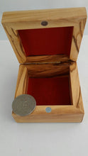 Rosary Box - Bethlehem Olive Wood (Caridad del Cobre Caja para Rosario de madera