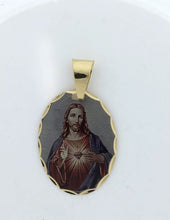 Sagrado Corazon de Jesus Catholic Medalla 18K Gold Plated con 18