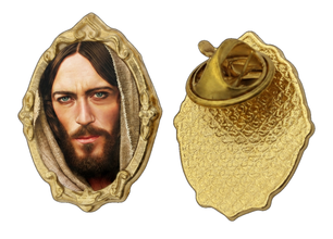 Gold-tone Jesus of Emmaus / El Cristo de Emaús pin, front and back on white background
