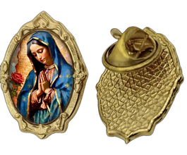 Gold-tone Our Lady of Guadalupe / Virgen de Guadalupe pin, front and back on white background