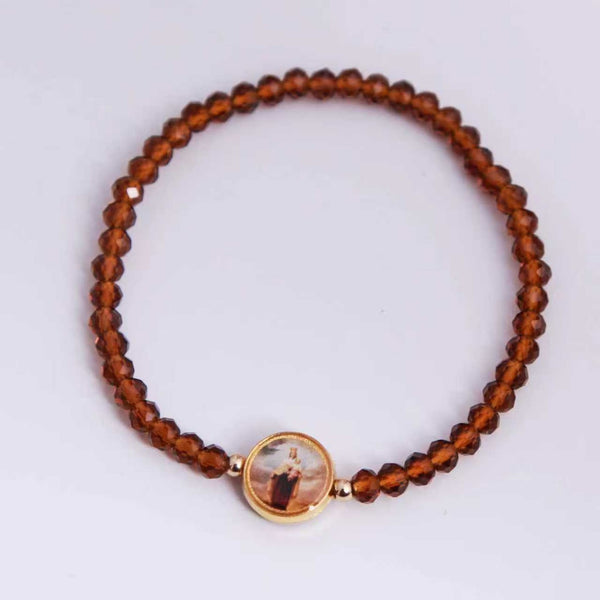 Pulsera de Virgen del Carmen de cristal marrón, vista superior