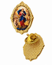 Gold-tone Our Lady Undoer of Knots / Virgen Desatanudos lapel pin, front and back on white background