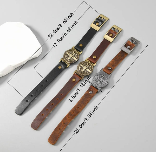 Bracelet dimensions: total length 25 cm, adjustable 17–22 cm, medal 3 cm. One bracelet per purchase; colors sold separately.